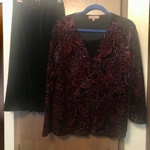 Fancy red and black top black skirt velveteen.